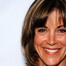 How tall is wendie malick? Wendie Malick Height In Feet Cm How Tall