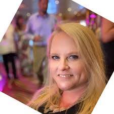 Melinda Springer's Instagram, Twitter & Facebook