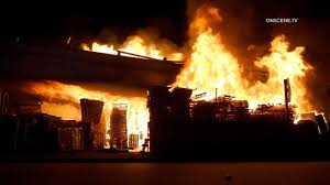 Massive fire that closed Interstate 10 ...