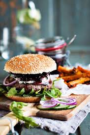 Homemade Wildschweinburger Lebensmittel Essen Essen Fur Gruppen Burger Und Pommes