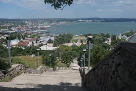 В керчи на набережной она есть. Naberezhnaya Kerchi