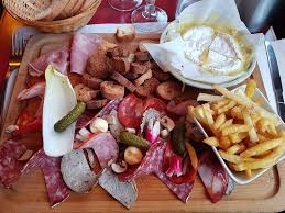 Cafe De Paris Bagnoles De L Orne Menu Prix Restaurant Avis Tripadvisor