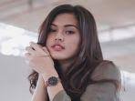 This is cinta bukan kristal ep14 by primeworks distribution on vimeo, the home for high quality videos and the people who love them. Intip Pesona Cantiknya Rebecca Tamara Pemeran Kristal Dalam Sinetron Cinta Buta Sctv Tribun Sumsel
