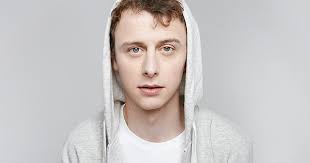 AVIGNON. Norman au théâtre Le Paris