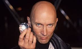 The Crystal Maze: original host Richard O'Brien returns to join Stephen  Merchant in new Stand Up to Cancer special