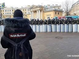 31 января, очередной день несогласованных протестов объявленных по всей стране сторонниками навального, обернулся беспрецедентными в новейшей истории россии задержаниями. Mitingi 31 Yanvarya Onlajn