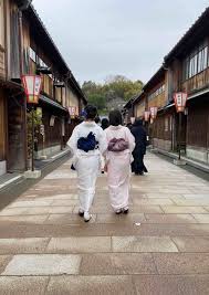 What to Pack for Japan- Plus Travel Tips & Shopping - Northern California  Style