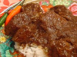 Add beef and coconut mixture, stock and the coconut cream. Pin On Slow Cooking