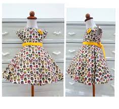 Model baju ulang tahun untuk anak muslimah memiliki desain tersendiri. Baju Gaun Kanak Kanak