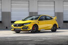 Not the fastest i own, but in +r mode it is the most fun you can have with your clothes on! 2021 Honda Civic Type R Limited Edition Auctioned Off Is One Of 600 Carscoops