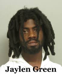 𝟰-𝗬𝗘𝗔𝗥-𝗢𝗟𝗗 𝗦𝗛𝗢𝗧 𝗔𝗡𝗗 𝗞𝗜𝗟𝗟𝗘𝗗 Weekend tragedy. A father  shoots his girlfriend and their son, killing the son and severely wounding  his girlfriend. Last night, 8/24/2025, Officers were called to the Seminole  Apartments