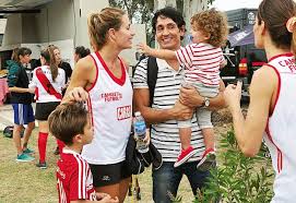Sebastián estevanez e ivana saccani esperan su cuarto hijo. Sebastian Estevanez Y Sus Hijos Alentaron A Ivana Saccani Hijos Caras Pink