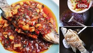 Guna minyak baki goreng ikan siakap tadi dalam satu senduk makan.masukkan bahan. Cara Buat Ikan Siakap 3 Rasa Mudah Ikan Garing Dengan Kuah Yang Mantap Kongsi Resepi