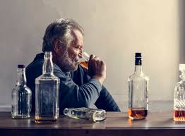 Conform cercetărilor, consumul de alcool poate avea efecte dăunătoare asupra organismului uman, tulburările de consum reprezentând la nivel mondial cea beneficiile potențiale ale alcoolului sunt însă unele relativ mici și care nu se aplică tuturor persoanelor. Alcoolismul DefiniÈ›ie Simptome È™i Tratament Clinica Oana Nicolau