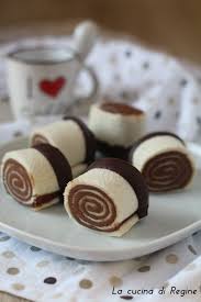Ecco una raccolta di ricette per preparare deliziosi dolci in pochissimo vi consigliamo i tre dessert rapid i che secondo noi vi faranno fare bella figura: Girelle Alla Nutella Senza Cottura La Cucina Di Regine Ricette Ricette Dolci Dolcetti