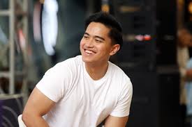 Kaesang pangarep putra presiden jokowi meresmikan buka gerai sang pisang di tegal. Bisnis Kaesang Pangarep Buat Inspirasi Kamu Calon Entrepreneur