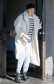 She made her 2 million dollar fortune with picture me, lust life, escape plan. Caitriona Balfe And Tony Mcgill Leaves Their Hotel In Los Angeles 02 11 2020 Hawtcelebs