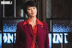 But, as a korean law student , one should expect to encounter older textbooks like the one above and be able to read them, because no professor is going to help you find a version that's only in hangeul. Power Dressing Looks We Loved From K Drama Hyena Character Jung Geum Ja Metro Style