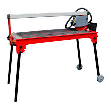 Praktisch ist auch, dass die fliese fixiert werden kann. Fliesenschneidmaschine Tc 230 120 4x Diascheibe O 230 Fliesen Feinsteinzeug Fliesenschneider Strobel Diamant