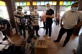 Target pemerintah berikutnya yakni mengejar migrasi siaran televisi analog menjadi digital atawa analog switch off (aso) dengan tenggat waktu november 2022. Galeri Foto Album Tinjauan Pematuhan Prosedur Operasi Standard Sop Pengambaran Filem Di Kampung Melayu Subang Pada 4 April 2021 Image Tinjauan Pematuhan Prosedur Operasi Standard Sop Pengambaran Filem Di