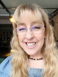 Teaching Art History Survey Course with Thematic Approach