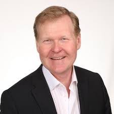 Bruce Sutherland's Instagram, Twitter & Facebook