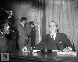 Ett containerfartyg har kört på grund i suezkanalen. 60 Years Ago Suez Crisis Set A Dangerous Pattern For Western Military Intervention