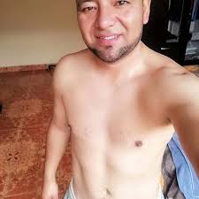 Ha solicitado seguirte desde Perú 🇵🇪 Hola 👋 podemos ser amigos