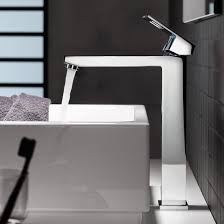 Linear detailing and rectangular escutcheons make our essentials cube accessories the ideal accompaniment to our square cosmopolitan faucet collections. Grohe Eurocube Single Lever Basin Mixer For Free Standing Wash Bowls Xl Size Without Waste Set 23406000 Reuter