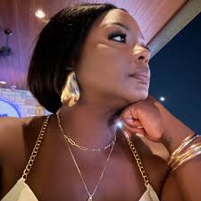 What you see is what's avail…. Here are My favs Gg bamboo Coco madem V Born  in roma intense (pink) V born in roma green Gg Flora gorgeous magnolia Gg  Flora gorgeous