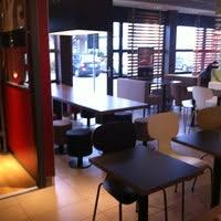 Ben jij minstens 15 jaar en minimaal 4 uur per week beschikbaar? Mcdonald S Fast Food Restaurant