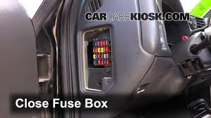 Traction system, voice recognition module, pre fuse box, interior fuse box, system battery, auxilliary battery, alternator, auxiliary battery relay, airmatic relay, actuation. Interior Fuse Box Location 1994 2004 Chevrolet S10 2002 Chevrolet S10 Ls 4 3l V6 Crew Cab Pickup 4 Door
