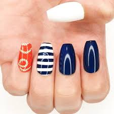 They look gorgeous in grey and white, pink this simple white look is perfect choice for women who aren't too confident with their nail design skills. 65 Fabulous Easy Nail Art Designs To Up Your Style Game Checopie