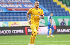Kayserispor ile ilgili son dakika gelişmelerine kayserispor haberleri sayfamızdan takip edebilirsiniz. Denis Alibec Avertizat DupÄƒ Ce Dan Petrescu A Semnat Cu Kayserispor Nu L VÄƒd Bine