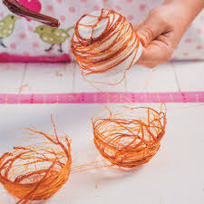 Tutorial Foodtutorial How To Make Spun Sugar Follow This Step By Step Picture Tutorial And Maste Sugar Decorations For Cakes Dessert Decoration Caramel Recipes