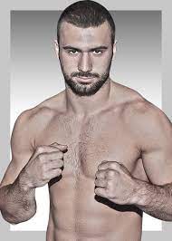 Andrei stoica is a romanian professional kickboxer fighting in the world's top promotions. Andrei Stoica Muaythaitv