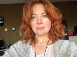 Can I speed up the hair dye release process?