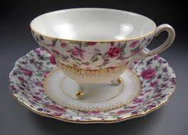 Black floral ackermann & fritz demitasse, status: Yada China Made In Japan Vintage Three Footed Tea Cup And Saucer Gold Accent Yadachinamadeinjapan Tea Cups Footed Tea Cup Tea