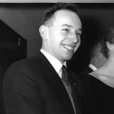 PC Trevor Lock with Doreen outside Buckingham Palace