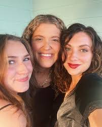 Avery Goodwin's Instagram, Twitter & Facebook