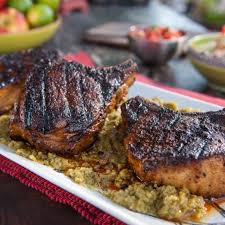 4 center cut pork chops, 1 salt, to taste, 1 black pepper, to taste, 1 garlic powder, to taste, 1 fresh or dried rosemary, 3 tbsp olive oil, 1/4 cup any white wine. Grilled Pork Chop Recipes Food Network 2021 At Recipe Partenaires E Marketing Fr