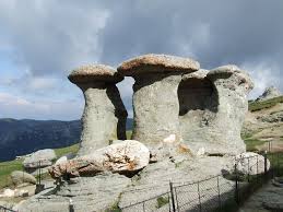 Babele Bucegi Ele Au Fost Supranumite Altarele Ciclopice Din Caraiman Fiind Inchinate Pamantului Cerului Soarelui Romania Travel Romania People Romania
