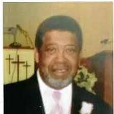 Kelly Starks's Instagram, Twitter & Facebook