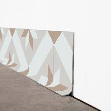 Plinthe Decorative Facile A Decouper Et A Poser Bois Carrelage Castorama 99 Deco Plinthes Tapis Deco Deco Ameublement
