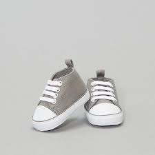 Baskets scratchées bébé fille en toile est évalué 4.4 de 5 de 37. Baskets Montantes En Toile Bebe Garcon Gris Souris Kiabi 4 00