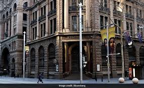 Premier daniel andrews has announced melbourne's lockdown will be extended by seven days. Sydney Lockdown Extended Four Weeks As Delta Surge Worsens