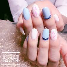 最新ネイルデザイン Roun