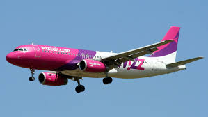 Billet d'avion à destination de l'amérique. Un Avion Wizz Air Pe Ruta Craiova Madrid A Fost Aproape De O Ciocnire In Aer Cu Un Alt Avion