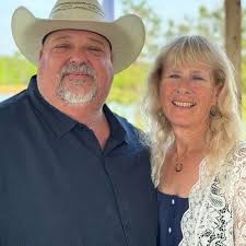 Looking for an experienced DJ for a small wedding in St. James City