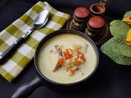 Înăcrirea se bazează la această supă mereu pe zeamă de varză. Ciorba De Potroace Supe Si Ciorbe Bucataresele Vesele